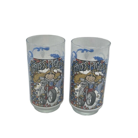 Vintage McDonald's The Great Muppet Caper 2 Glasses Muppets Miss Piggy 1981 - Picture 1 of 16